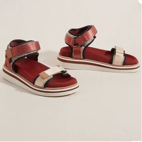 See by Chloe Yumi Ankle Strap Sandals Platform Comfort 39 New with Box - Picture 1 of 15